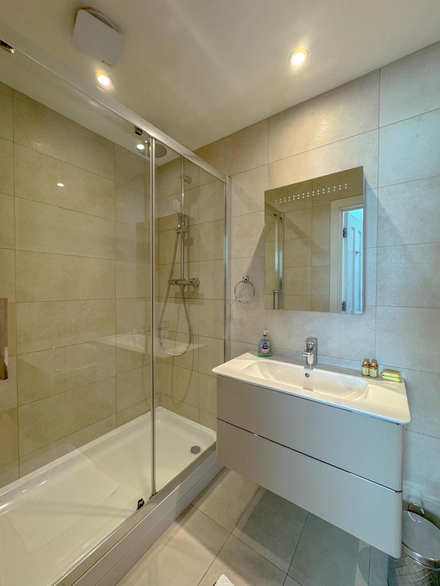 Whitfield Street Apartments London Exterior photo