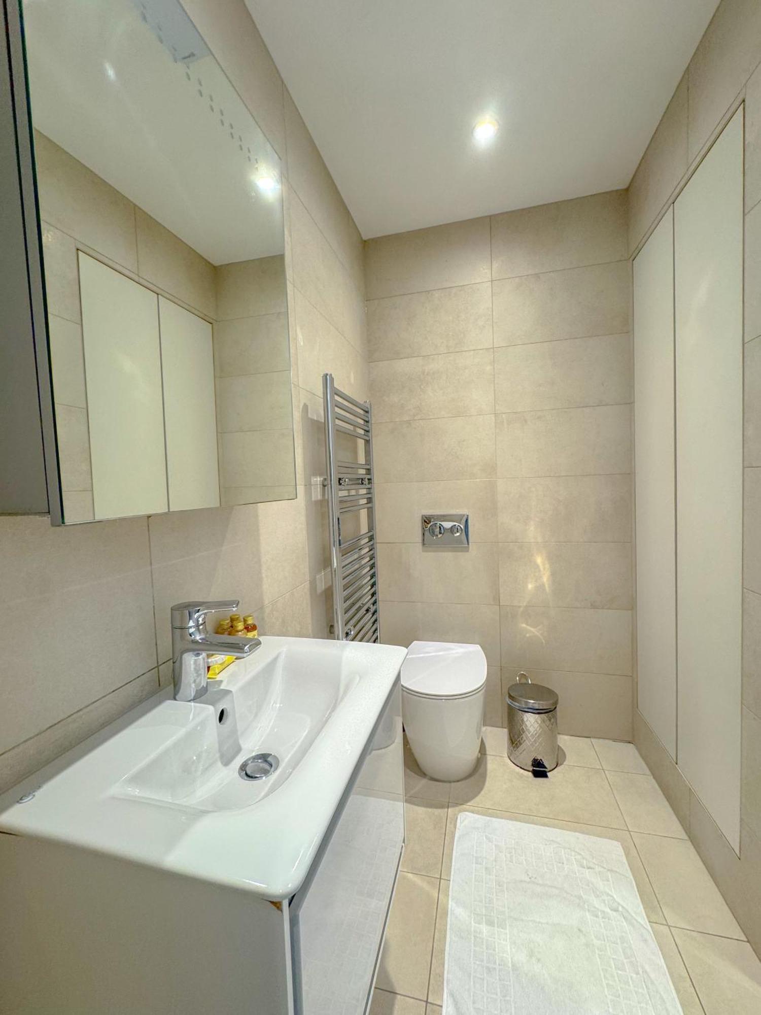 Whitfield Street Apartments London Exterior photo